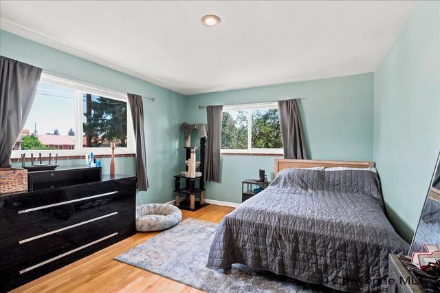 2768 OLIVE DR, Cheyenne, WY 82001