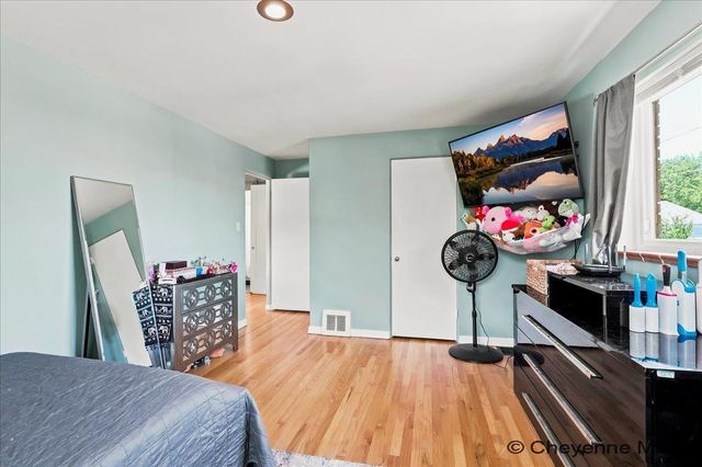 2768 OLIVE DR, Cheyenne, WY 82001