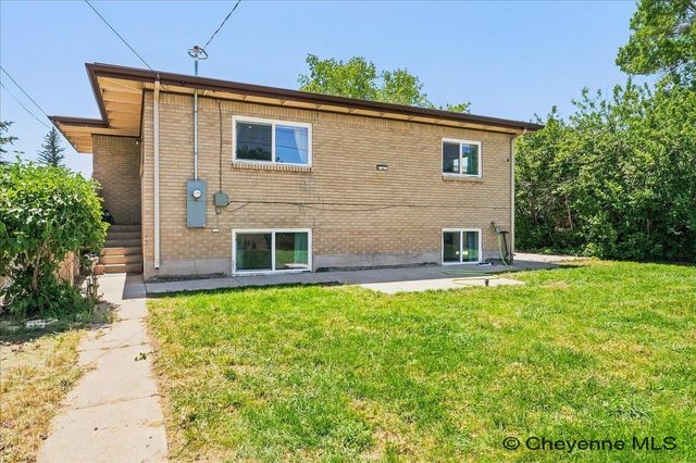 2768 OLIVE DR, Cheyenne, WY 82001