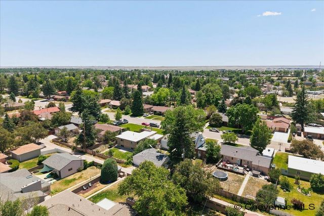2768 OLIVE DR, Cheyenne, WY 82001