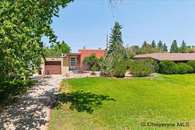 2768 OLIVE DR, Cheyenne, WY 82001