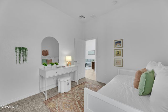 118 Peregrino Trail, Sunland Park, NM 88063