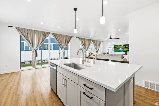 6222 W BRECCIA VISTA WAY, West Jordan, UT 84081