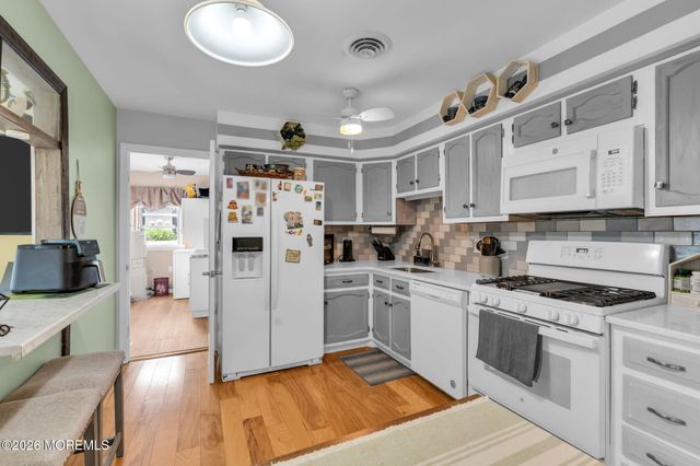6 Harvard Court 61, Whiting, NJ 08759