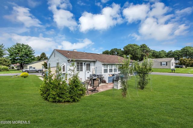 6 Harvard Court 61, Whiting, NJ 08759