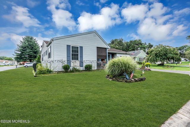 6 Harvard Court 61, Whiting, NJ 08759