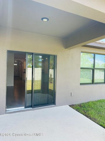 519 Old Country Road SE, Palm Bay, FL 32909