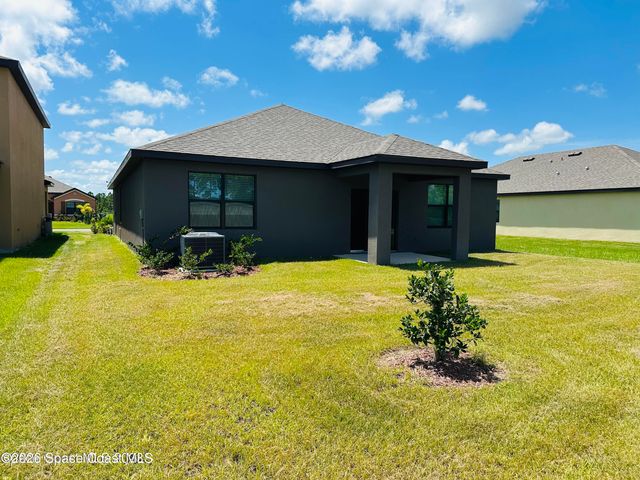 519 Old Country Road SE, Palm Bay, FL 32909