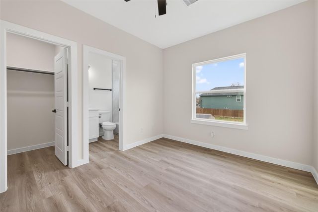 5523 Haight Street B, Houston, TX 77028