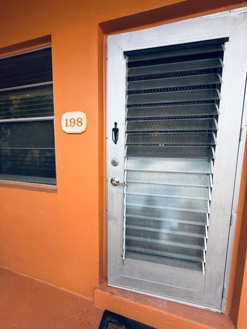 198 Salisbury I, West Palm Beach, FL 33417