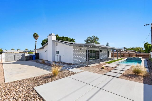 2793 N Chuperosa Road, Palm Springs, CA 92262