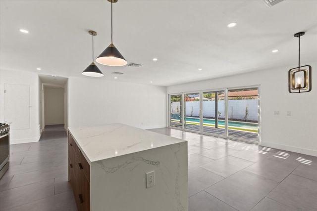 2793 N Chuperosa Road, Palm Springs, CA 92262