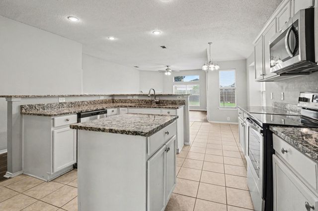 2708 Hillside Drive, Wylie, TX 75098