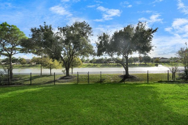 18631 Fairmont Springs Court, Cypress, TX 77429