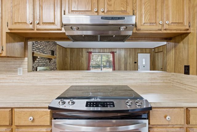 11995 Burrell Cemetery Road, Beaumont, TX 77705