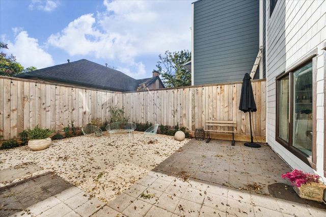 1919 Missouri Street, Houston, TX 77019