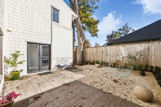 1919 Missouri Street, Houston, TX 77019