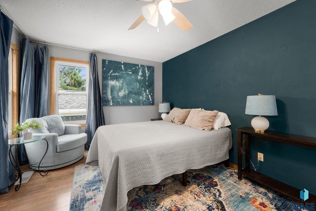 1600 S Hillview Rd Road, Sioux Falls, SD 57110