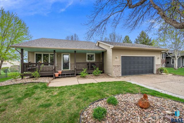 1600 S Hillview Rd Road, Sioux Falls, SD 57110