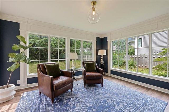 8020 Manor Road, Leawood, KS 66206