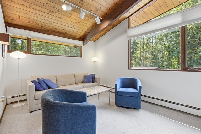 80 Evergreen Lane, Carlisle, MA 01741