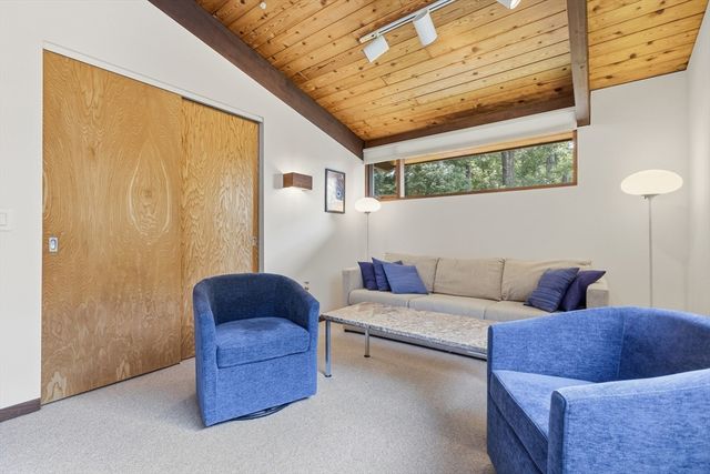 80 Evergreen Lane, Carlisle, MA 01741