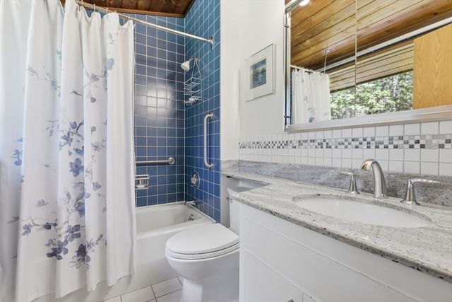 80 Evergreen Lane, Carlisle, MA 01741