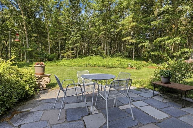80 Evergreen Lane, Carlisle, MA 01741