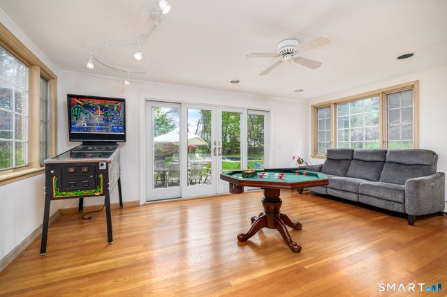 163 West Hill Road, Stamford, CT 06902