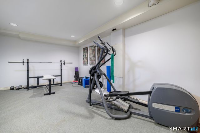 163 West Hill Road, Stamford, CT 06902