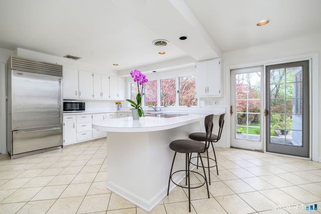 163 West Hill Road, Stamford, CT 06902