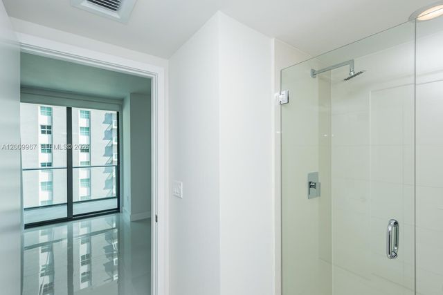 1300 S Miami 1801, Miami, FL 33130
