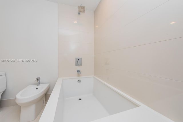 1300 S Miami 1801, Miami, FL 33130