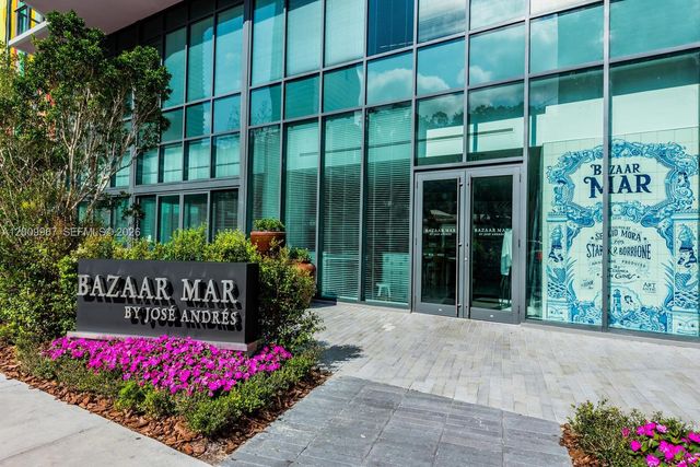 1300 S Miami 1801, Miami, FL 33130