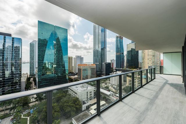 1300 S Miami 1801, Miami, FL 33130