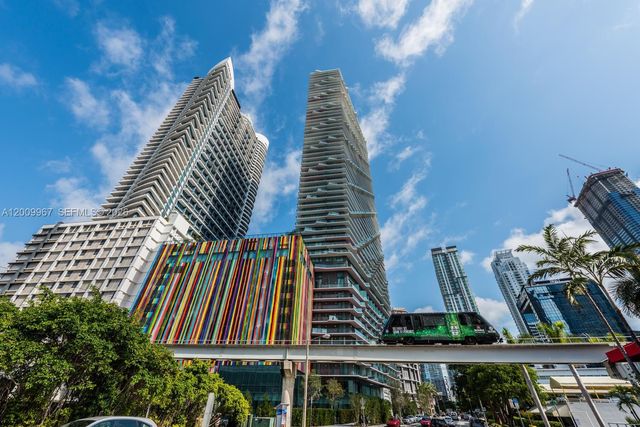 1300 S Miami 1801, Miami, FL 33130