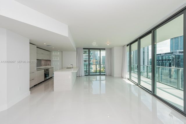 1300 S Miami 1801, Miami, FL 33130