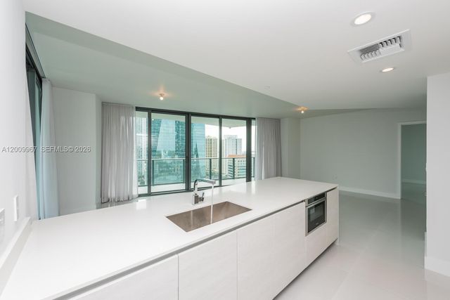 1300 S Miami 1801, Miami, FL 33130