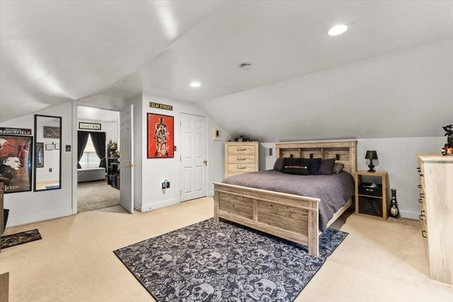 383-385 Tremont, Taunton, MA 02780