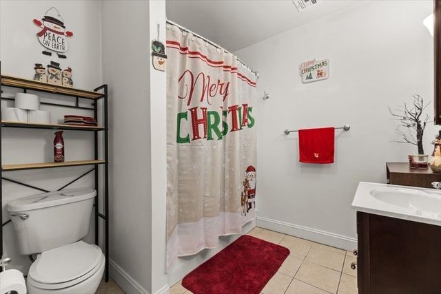 383-385 Tremont, Taunton, MA 02780