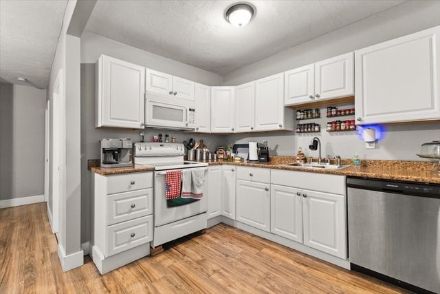 383-385 Tremont, Taunton, MA 02780