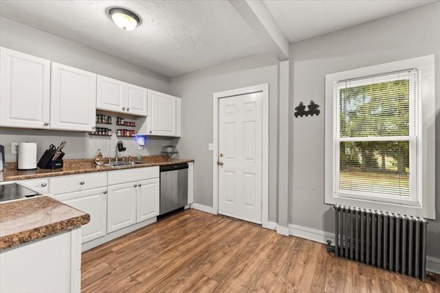 383-385 Tremont, Taunton, MA 02780