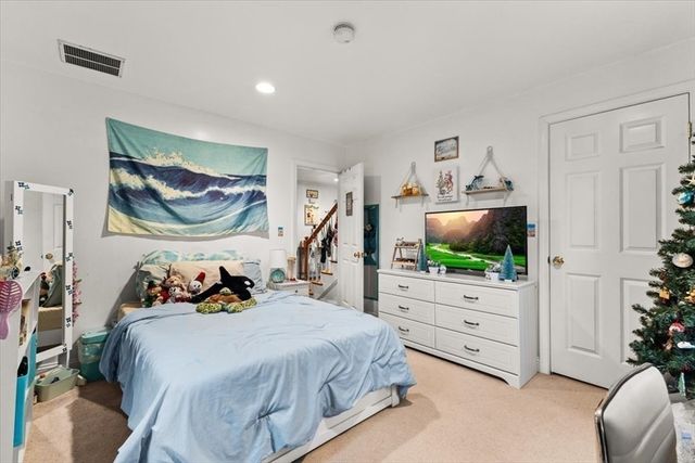 383-385 Tremont, Taunton, MA 02780