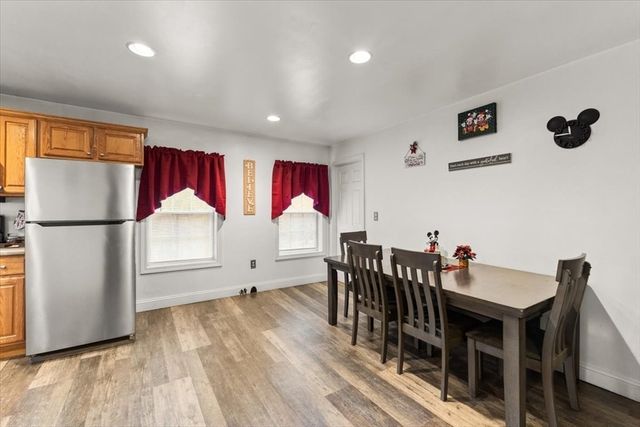 383-385 Tremont, Taunton, MA 02780