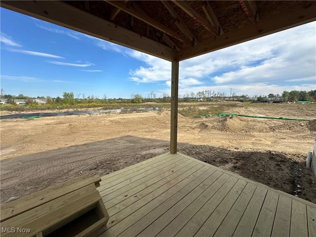 2969 McIntosh Drive NE, Louisville, OH 44641