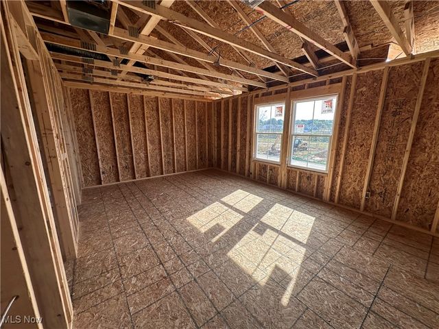 2969 McIntosh Drive NE, Louisville, OH 44641