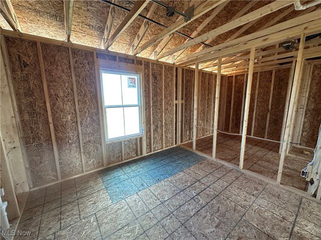 2969 McIntosh Drive NE, Louisville, OH 44641