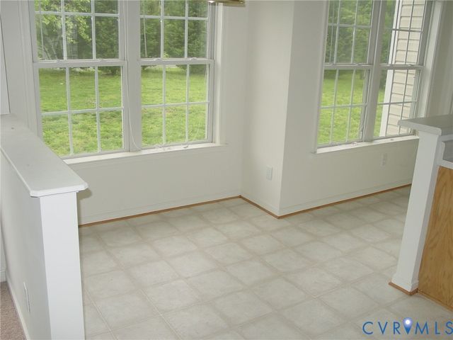 712 Francis Rd, Glen Allen, VA 23059
