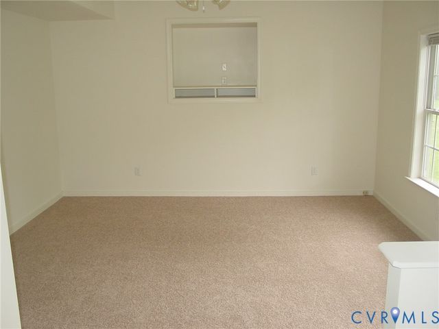 712 Francis Rd, Glen Allen, VA 23059
