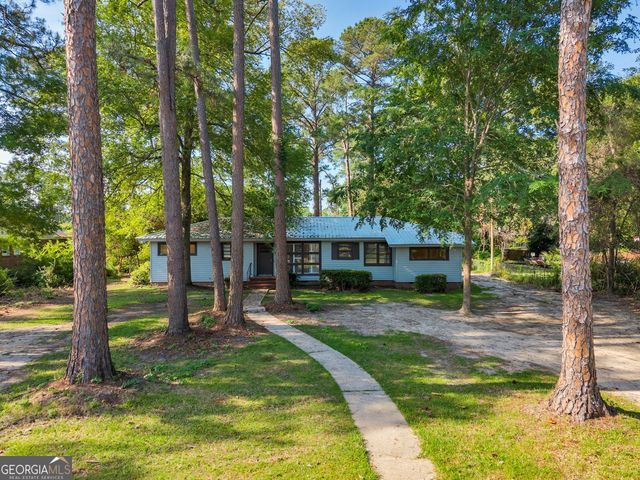 718 E 22nd Avenue, Cordele, GA 31015
